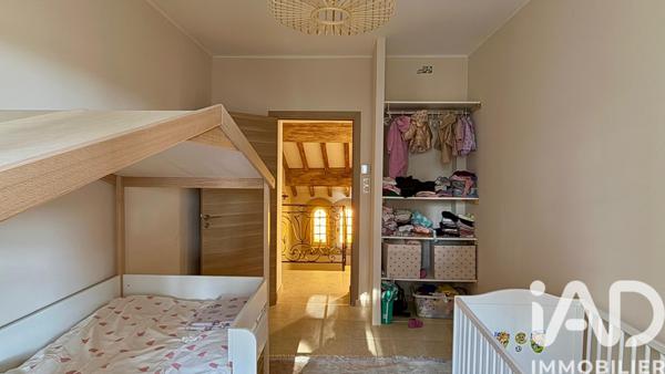 Maison à vendre 10 pièces 225 m² Carpentras