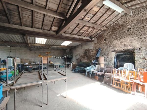 Longère à rénover, 285m² sur terrain de 1 800m², Loroux Bottereau (44430)