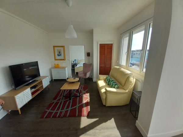 Appartement
                                                                                                                                                                                                                                                                                                                        2 pièce(s)                                                                                                                                                                                                          1 chambre(s)                                                                                                                                                                                                          40  m²