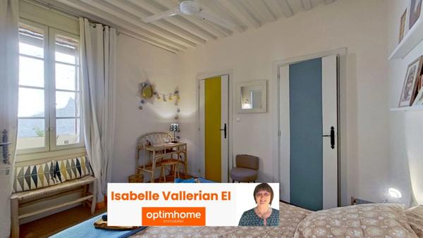 A vendre Aigues-Mortes (Gard) - Maison intra-muros 6 pièces avec patio