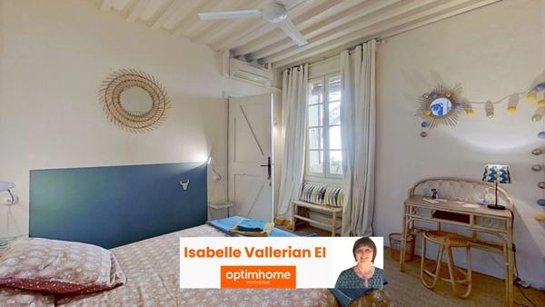 A vendre Aigues-Mortes (Gard) - Maison intra-muros 6 pièces avec patio