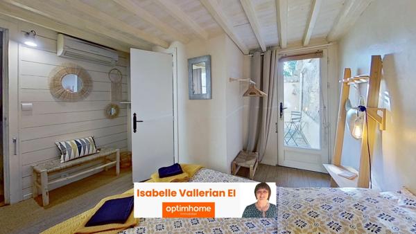 A vendre Aigues-Mortes (Gard) - Maison intra-muros 6 pièces avec patio