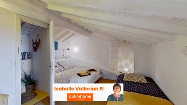 A vendre Aigues-Mortes (Gard) - Maison intra-muros 6 pièces avec patio