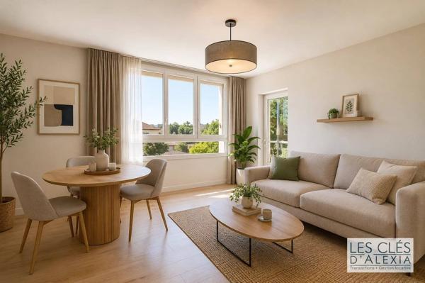 T4 traversant quartier PASTEUR, 75,83 m² / Loggia fermée / Balcon / Parking collectif