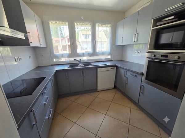 Maison familiale F5 avec sous-sol total / Secteur gare Sevran-Livry