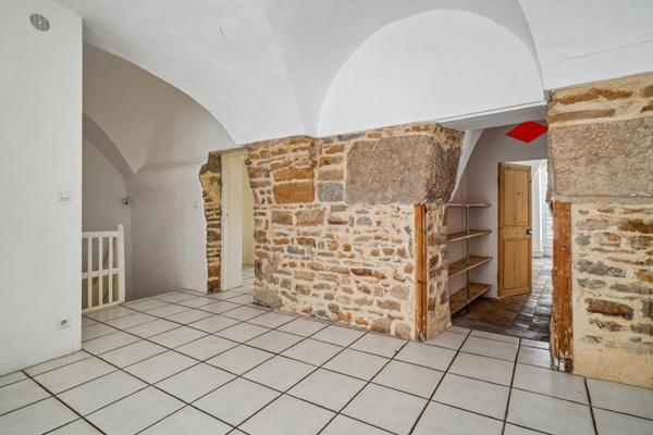 Lyon 2 – Quartier Ainay | Appartement de caractère de 83 m² dans un bel immeuble de 1860