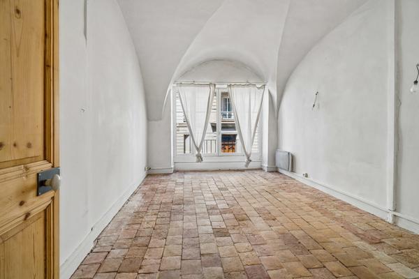 Lyon 2 – Quartier Ainay | Appartement de caractère de 83 m² dans un bel immeuble de 1860