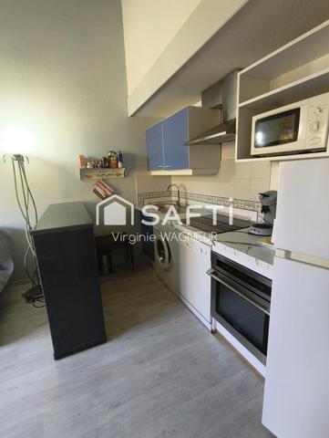 Duplex climatisé en excellent état au dernier étage