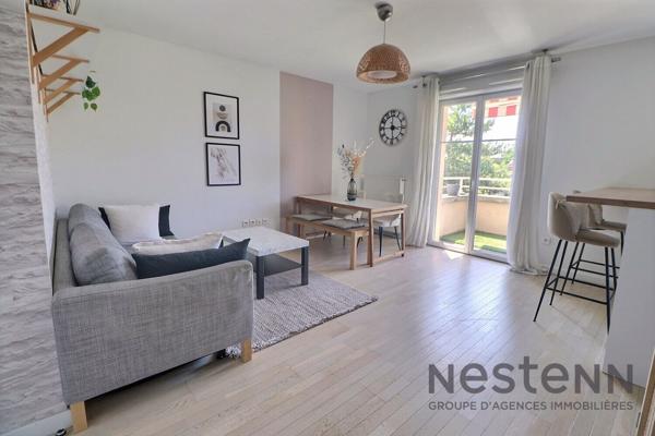 SUPERBE 3 PIÈCES / TERRASSE - PROCHE GARE RER A