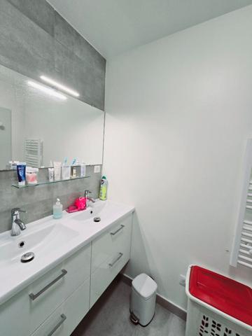 NESTENN ROSNY SOUS BOIS Appartement 5 pièces 92m² avec cave et parking