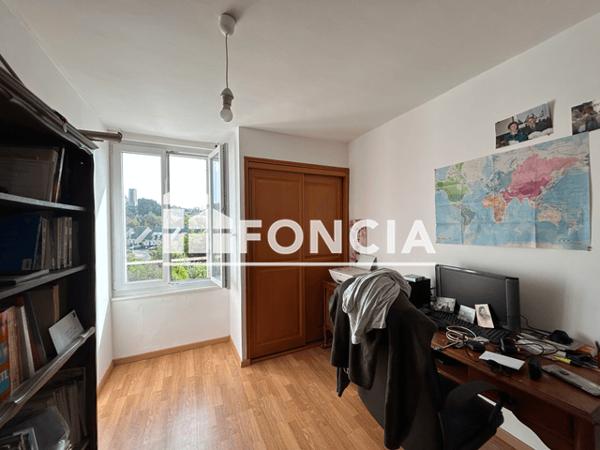 Location Appartement 3 pièces 61.7 m² - 21 Rue d'Orival Lisieux 14100
