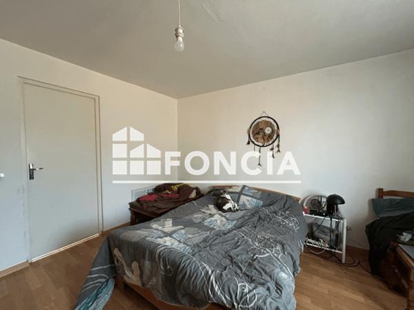 Location Appartement 3 pièces 61.7 m² - 21 Rue d'Orival Lisieux 14100