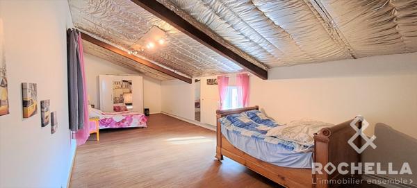 ancien corps de ferme rénové de 470 m2 avec piscine et dépendances, sur parcelle de 2174 m2