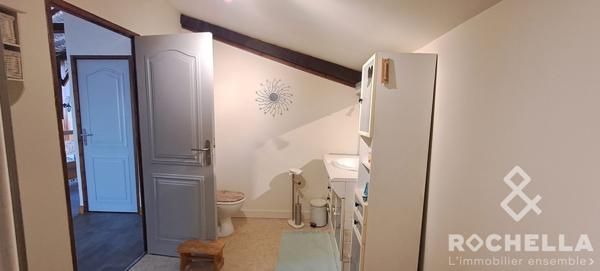 ancien corps de ferme rénové de 470 m2 avec piscine et dépendances, sur parcelle de 2174 m2