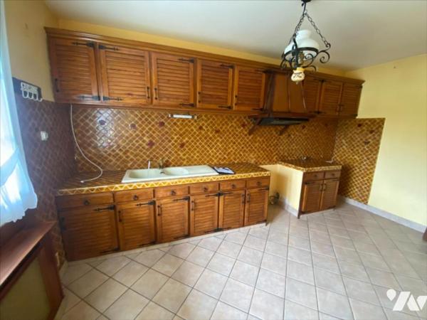 DREUX - PAVILLON 4 chambres jardin 638 m²