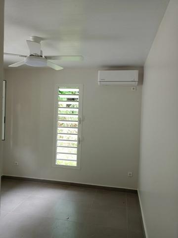 Appartement à louer    4 pièces • 124 m2 Le Marin