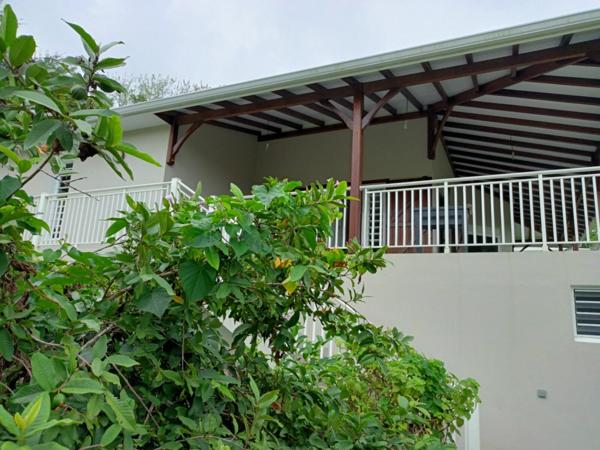 Appartement à louer    4 pièces • 124 m2 Le Marin