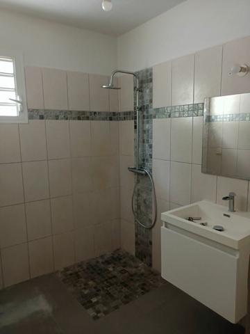 Appartement à louer    4 pièces • 124 m2 Le Marin