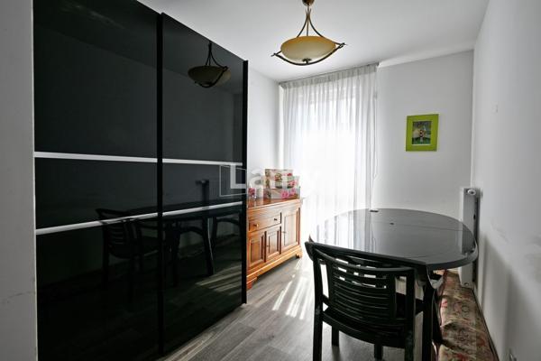 Parking + appartement