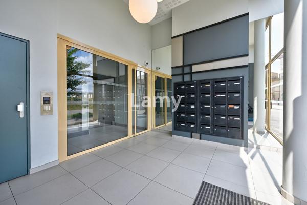 Parking + appartement