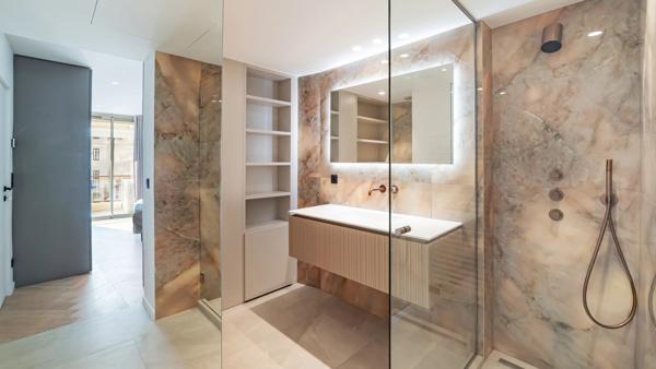 Appartement au coeur de la Croisette