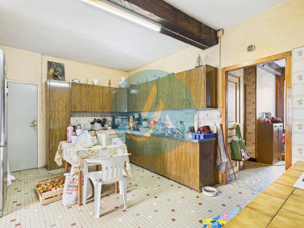 Jailly (58330) Charmante longère plain-pied, 3 chambres avec dépendances et terrain