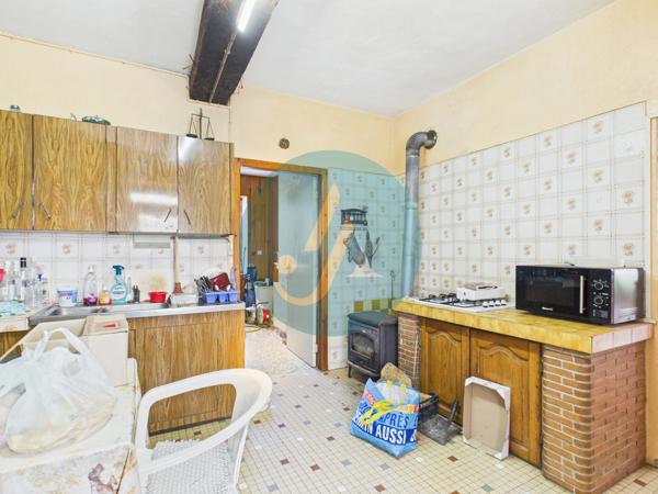 Jailly (58330) Charmante longère plain-pied, 3 chambres avec dépendances et terrain