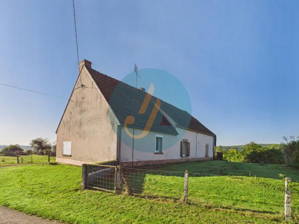 Jailly (58330) Charmante longère plain-pied, 3 chambres avec dépendances et terrain