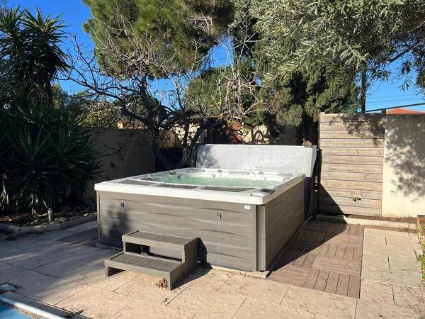 PROPRIETE COMPOSEE DE 5 GITES ET D’UNE GRANDE HABITATION PRIVEE, 2 PISCINES SUR TERRAIN ARBORE, ELNE