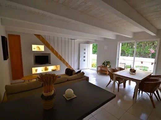PROPRIETE COMPOSEE DE 5 GITES ET D’UNE GRANDE HABITATION PRIVEE, 2 PISCINES SUR TERRAIN ARBORE, ELNE