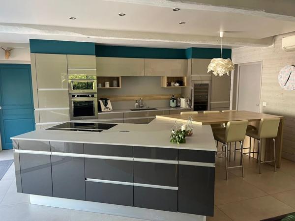PROPRIETE COMPOSEE DE 5 GITES ET D’UNE GRANDE HABITATION PRIVEE, 2 PISCINES SUR TERRAIN ARBORE, ELNE