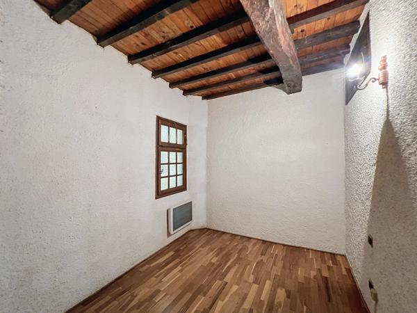 APPARTEMENT DE CARACTERE TYPE 3, PERPIGNAN CENTRE VILLE