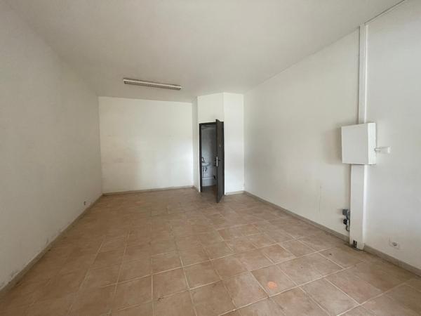 Local Commercial A VENDRE SANTA SEVERA