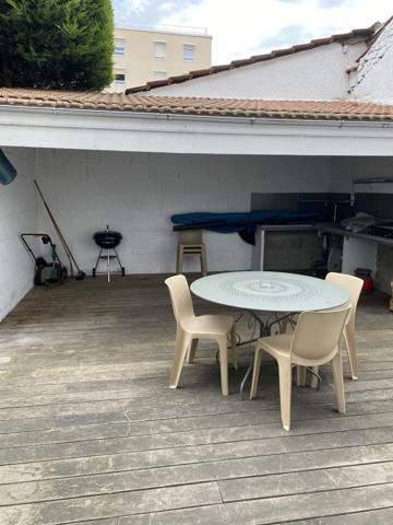 Appartement 8 pièces - 219 m²