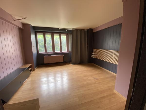 Appartement 8 pièces - 219 m²