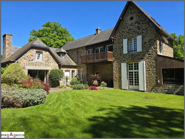 Maison à Fougères, 35133 - 9 pièces 225m²