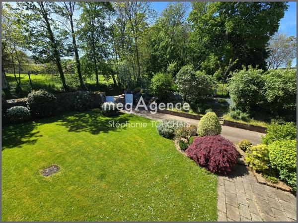Maison à Fougères, 35133 - 9 pièces 225m²