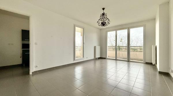 Appartement 4 pièces de 76,20m2 - CORBEIL-ESSONNES 91100