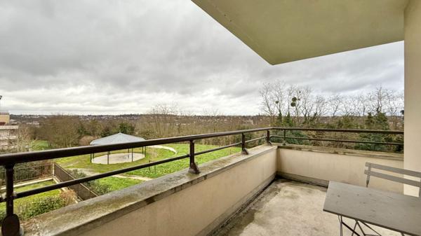 Appartement 4 pièces de 76,20m2 - CORBEIL-ESSONNES 91100