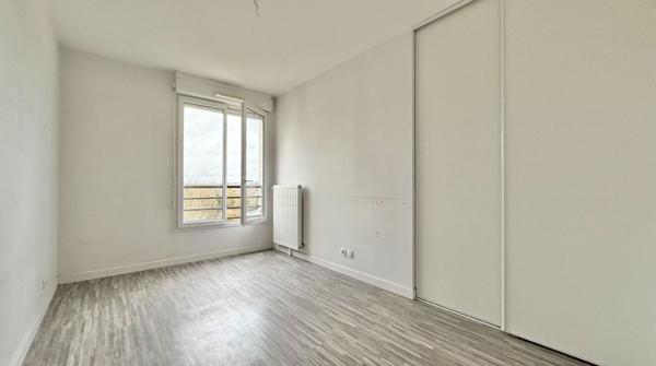Appartement 4 pièces de 76,20m2 - CORBEIL-ESSONNES 91100
