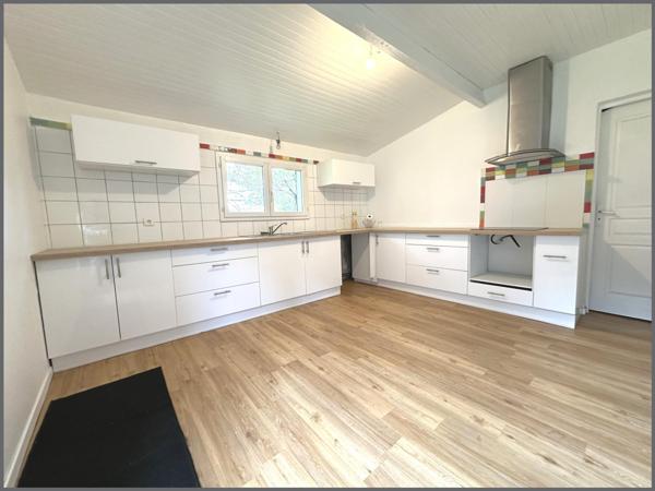 Maison rénovée de caractère à Léognan !!!