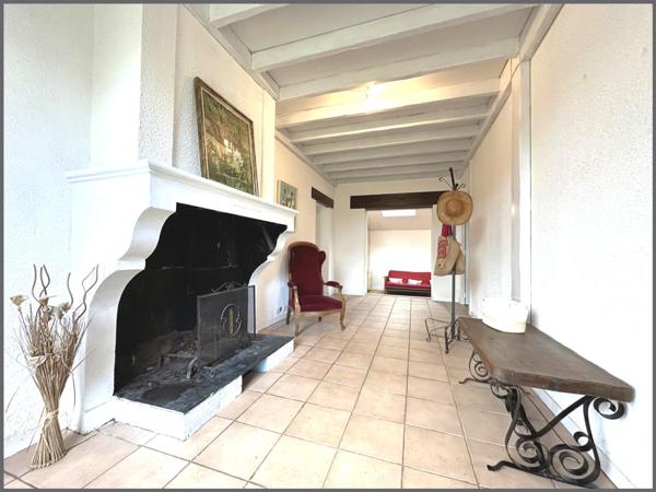Maison rénovée de caractère à Léognan !!!