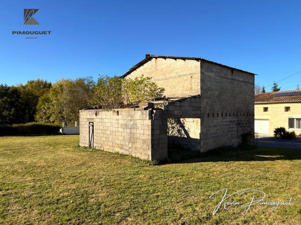 Terrain constructible 1542 m² – Garage existant – Lamothe-Montravel