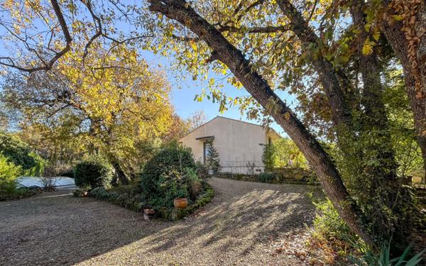 Maison à vendre    4 pièces • 115 m2 Rognes