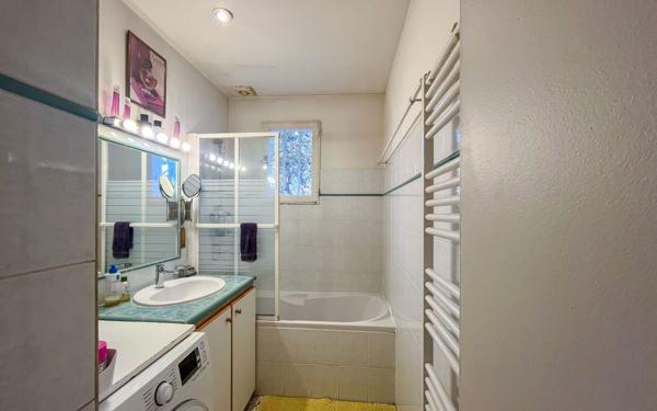 Maison à vendre    4 pièces • 115 m2 Rognes