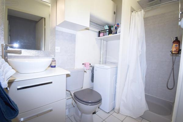 Studio à vendre à Grenoble en Isère (38000), ref : 38161-1/26