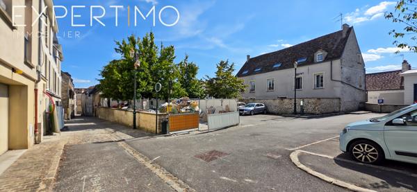Étampes (91150) Exclusivité – Grand appartement 86 m² avec parking à rénover – Centre-ville d’Étampes