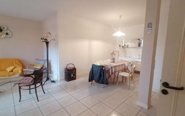 Appartement à vendre    3 pièces • 77,24 m2 Royan