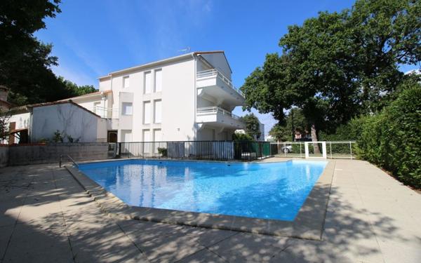 Appartement à vendre    3 pièces • 77,24 m2 Royan