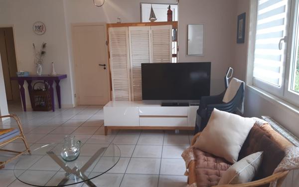 Appartement à vendre    3 pièces • 77,24 m2 Royan